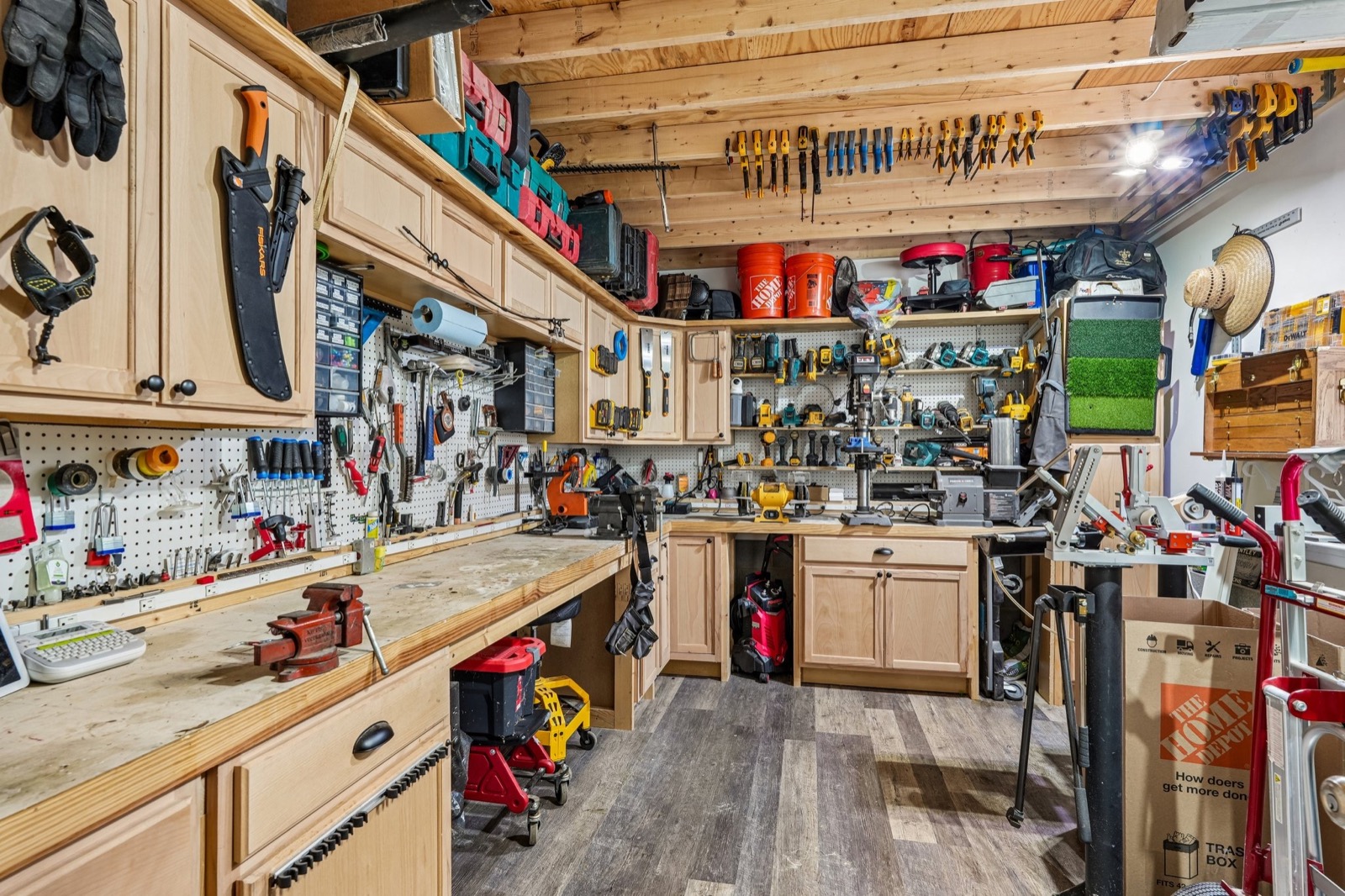 Custom workshop